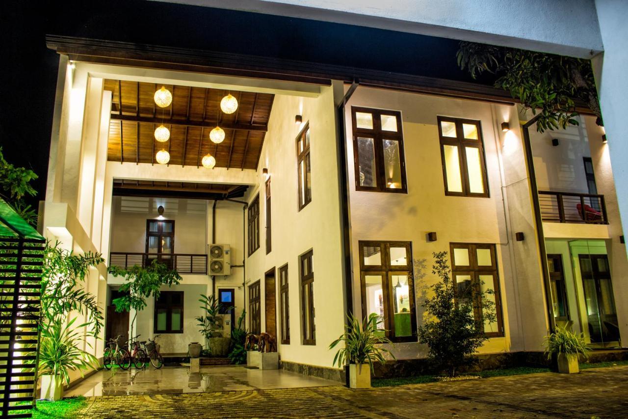Hotel Bella Vista Анурадхапура Экстерьер фото